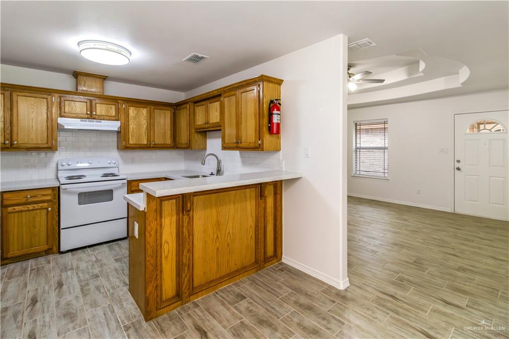 Photo 3 of 933 English Avenue #C