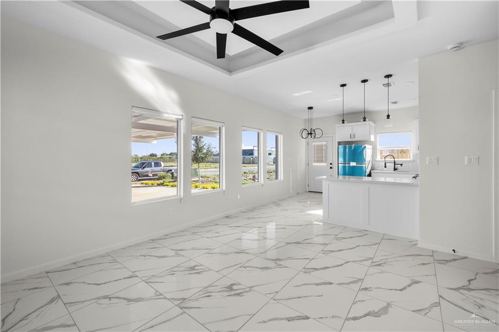Photo 3 of 1305 Aryana Avenue