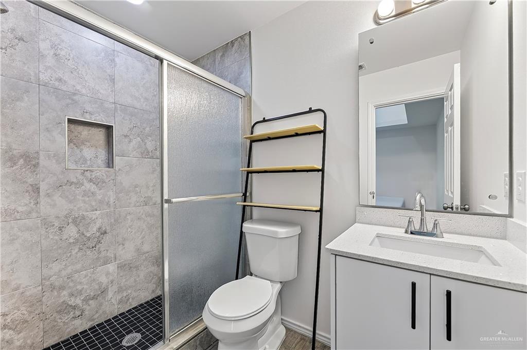 Photo 13 of 1605 B Street