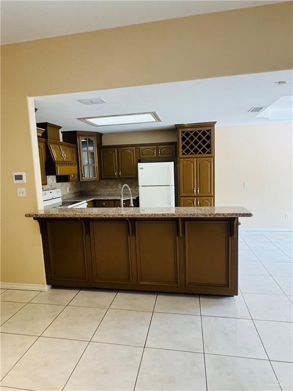 Photo 6 of 3413 Hibiscus Avenue