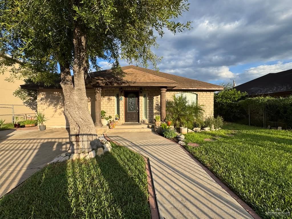 Photo 1 of 204 Castillos Y Diamantes Street, Mission