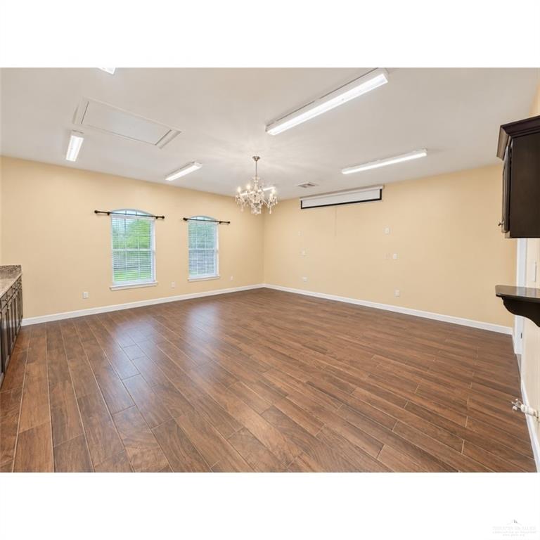 Photo 15 of 606 27th Street