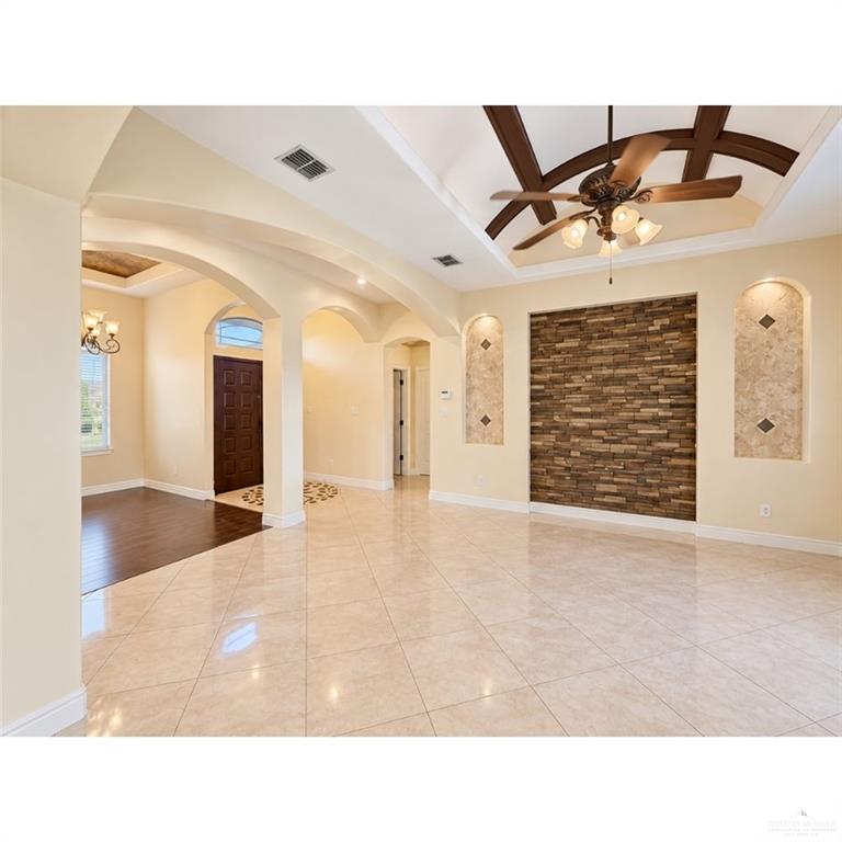 Photo 5 of 606 27th Street