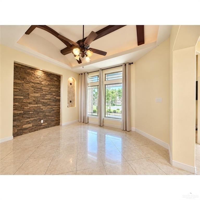 Photo 6 of 606 27th Street