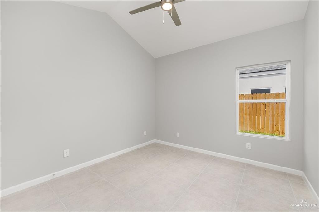 Photo 13 of 2701 Woodpecker Road #4