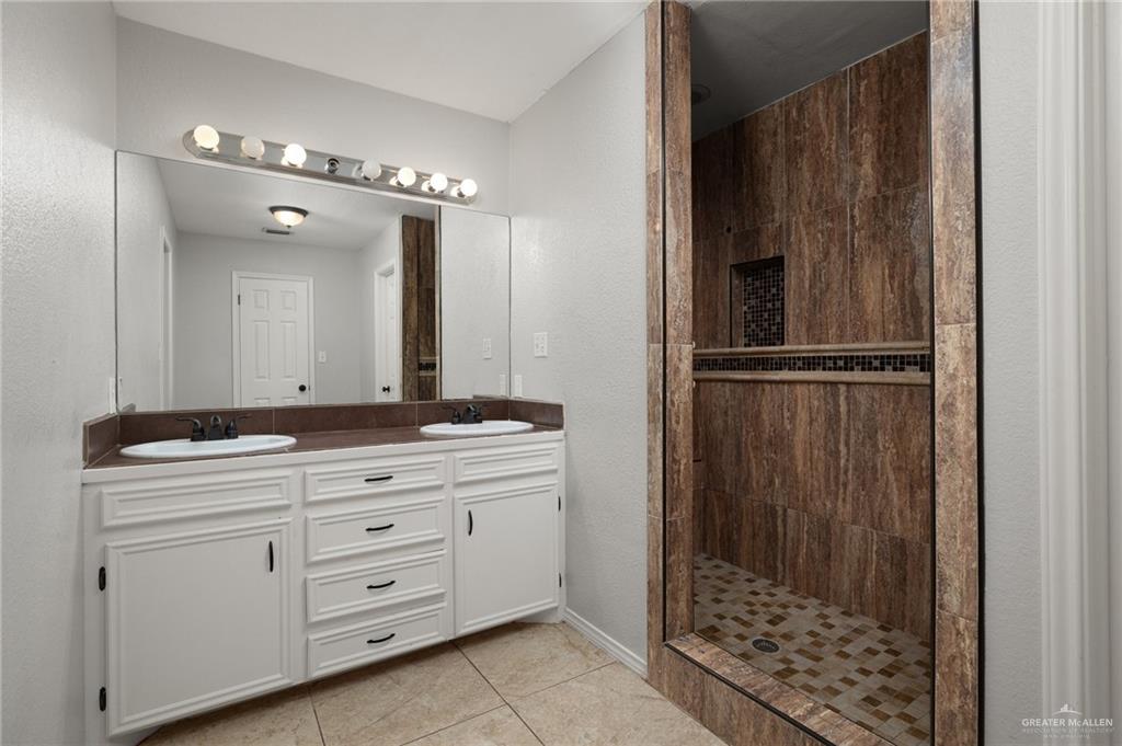 Photo 8 of 2218 Morning Lane