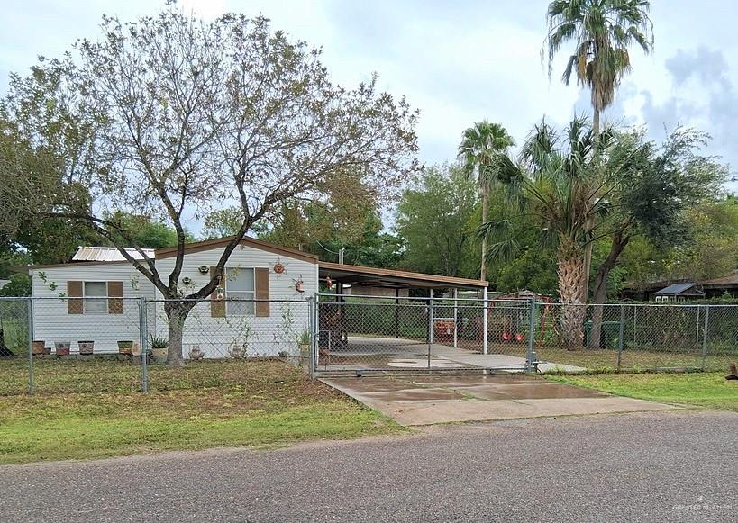 Photo 3 of 834 13th Street