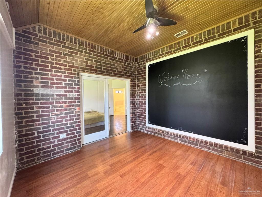 Photo 22 of 2410 28th Street