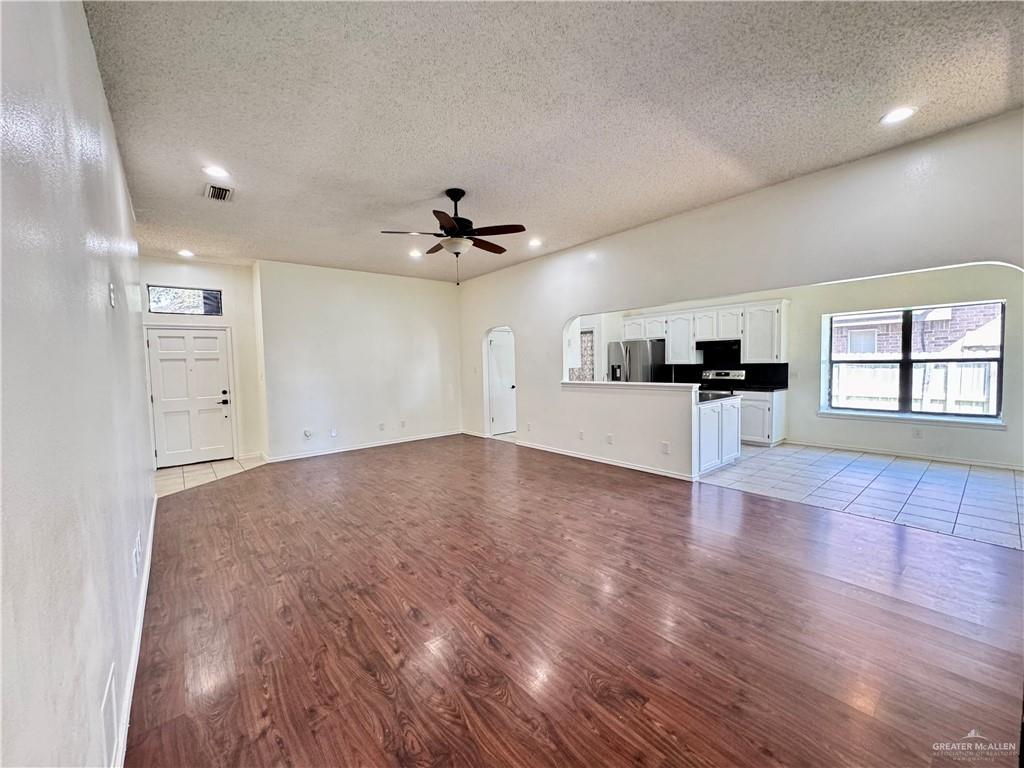 Photo 8 of 2410 28th Street