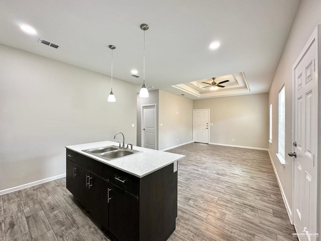 Photo 9 of 810 Starr Street
