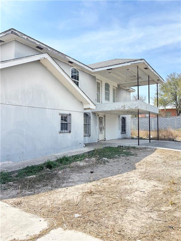 Photo 6 of 207 Loma Blanca Street