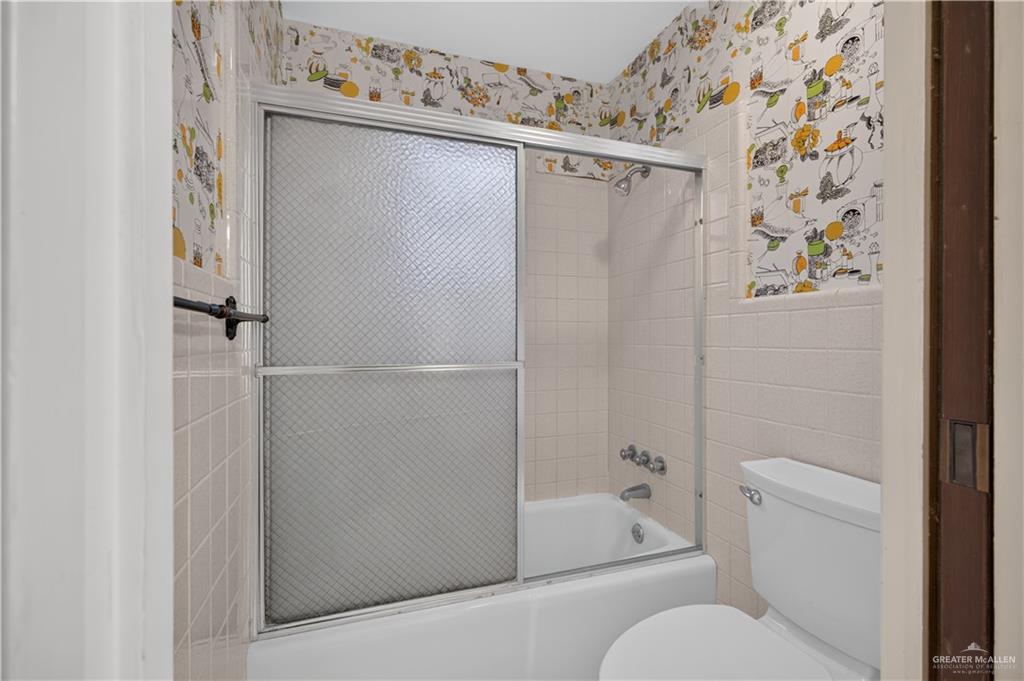Photo 17 of 112 Houston Street