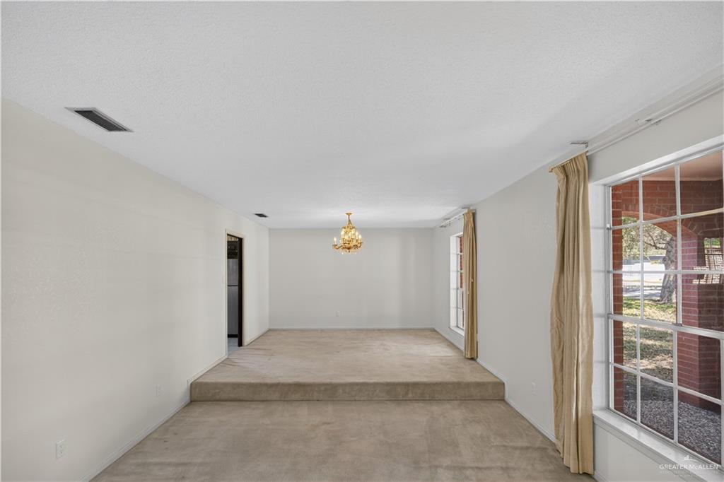 Photo 5 of 112 Houston Street
