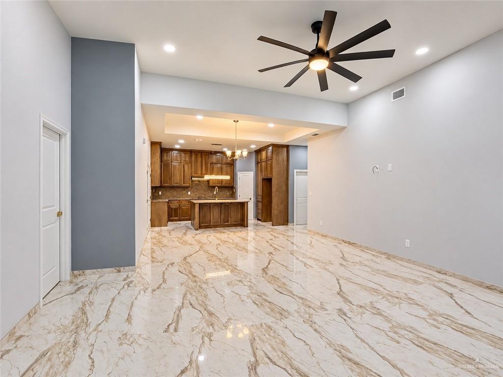 Photo 5 of 3105 Ebano Avenue
