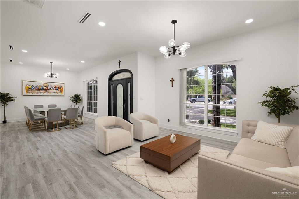 Photo 5 of 504 Newport Lane