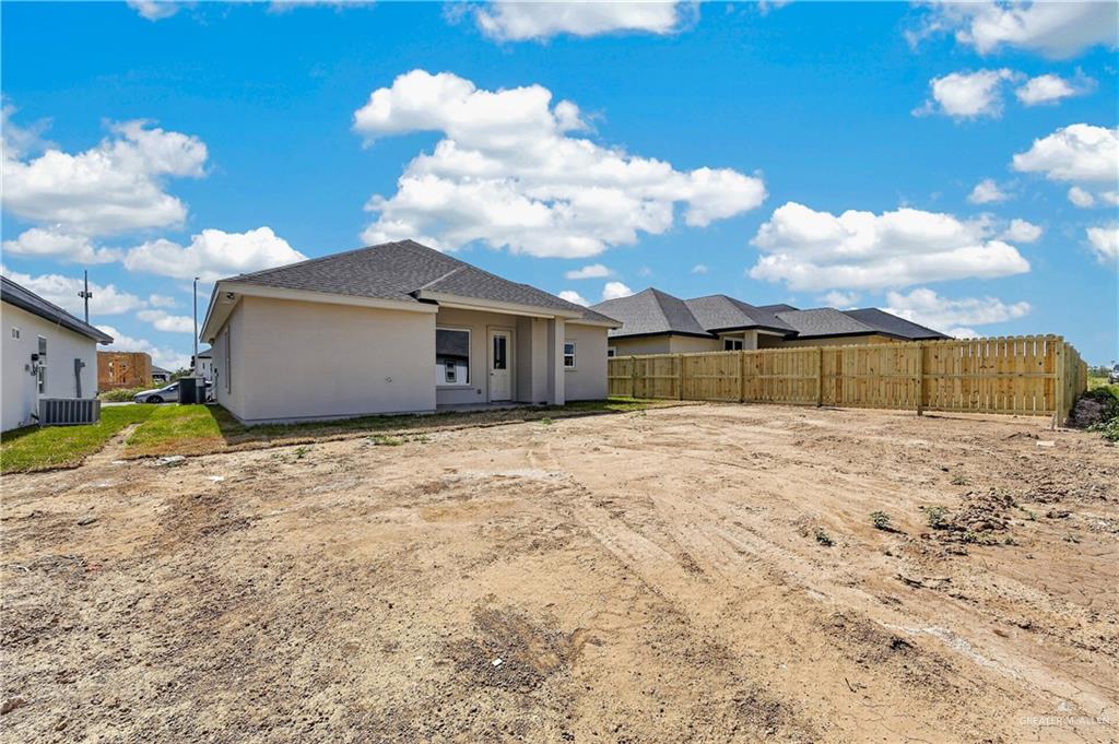 Photo 19 of 5713 Gira Del Sol Street