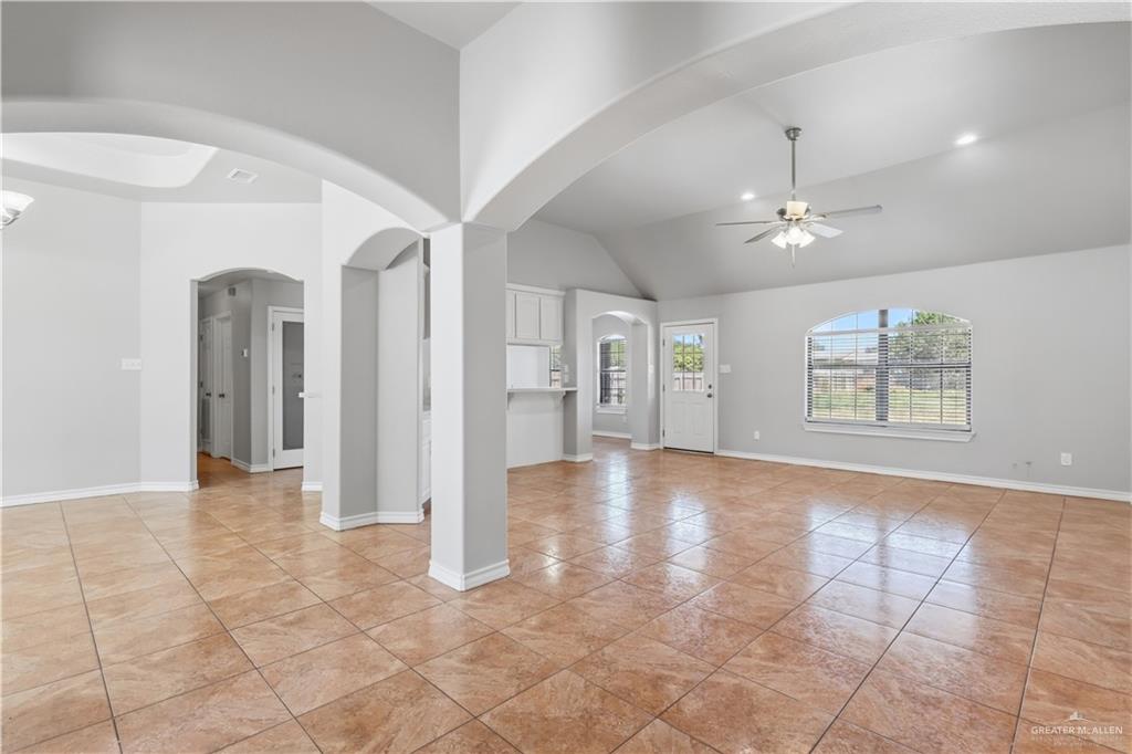 Photo 4 of 6202 Santa Lucia Drive