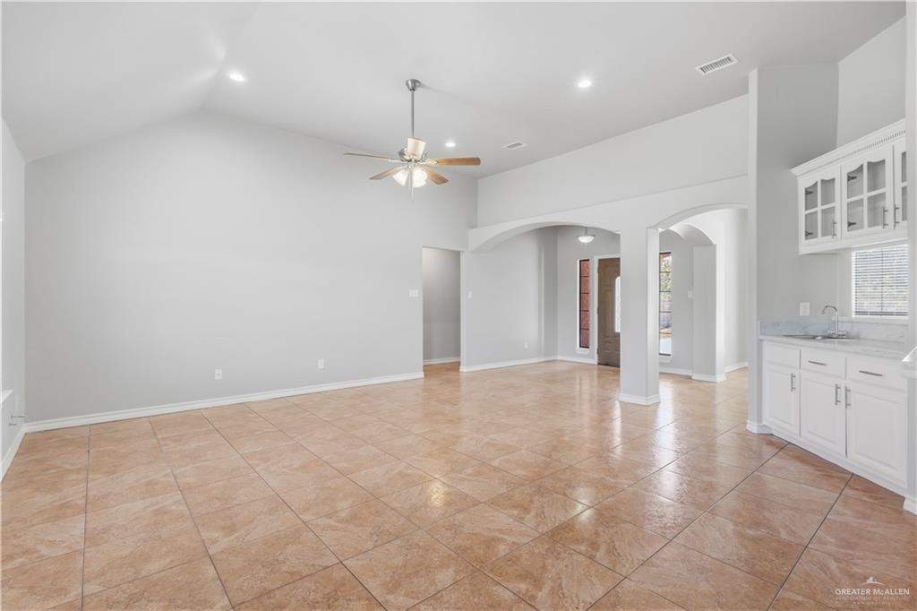 Photo 6 of 6202 Santa Lucia Drive