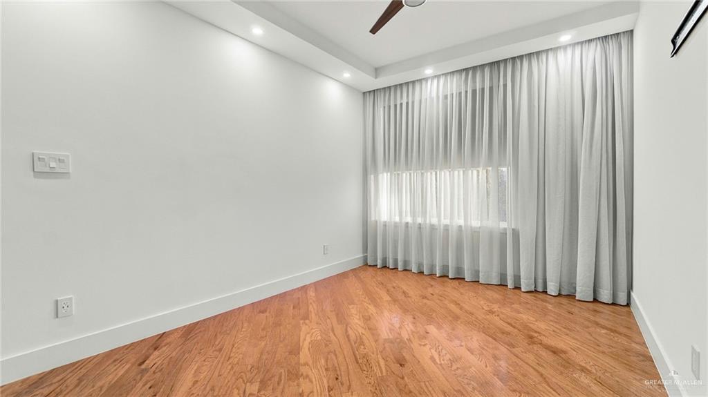 Photo 25 of 4200 Worthington Avenue