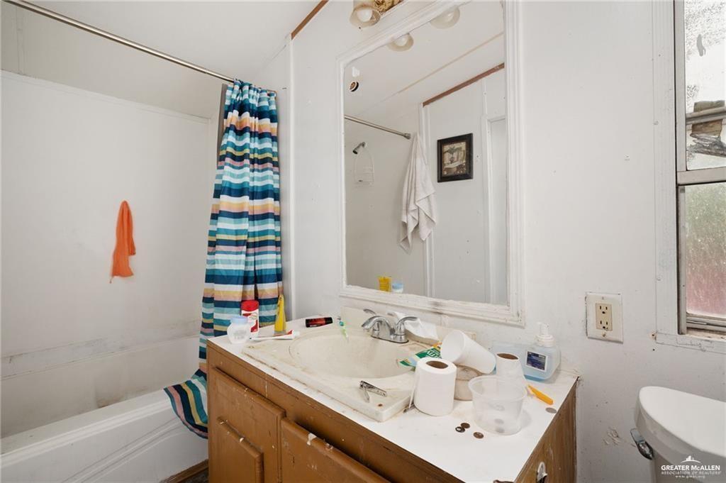 Photo 6 of 213 Cabana Drive