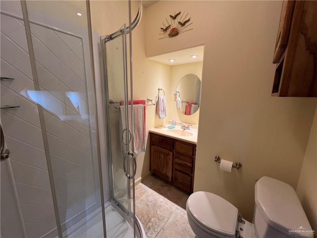 Photo 9 of 2082 Carmona East Street