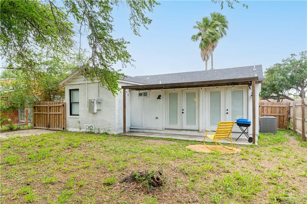 Photo 15 of 704 8th Street