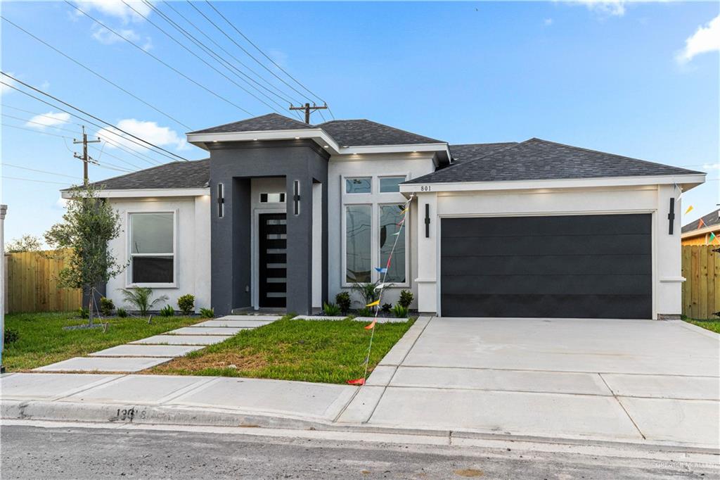 Photo 3 of 801 Corales Street