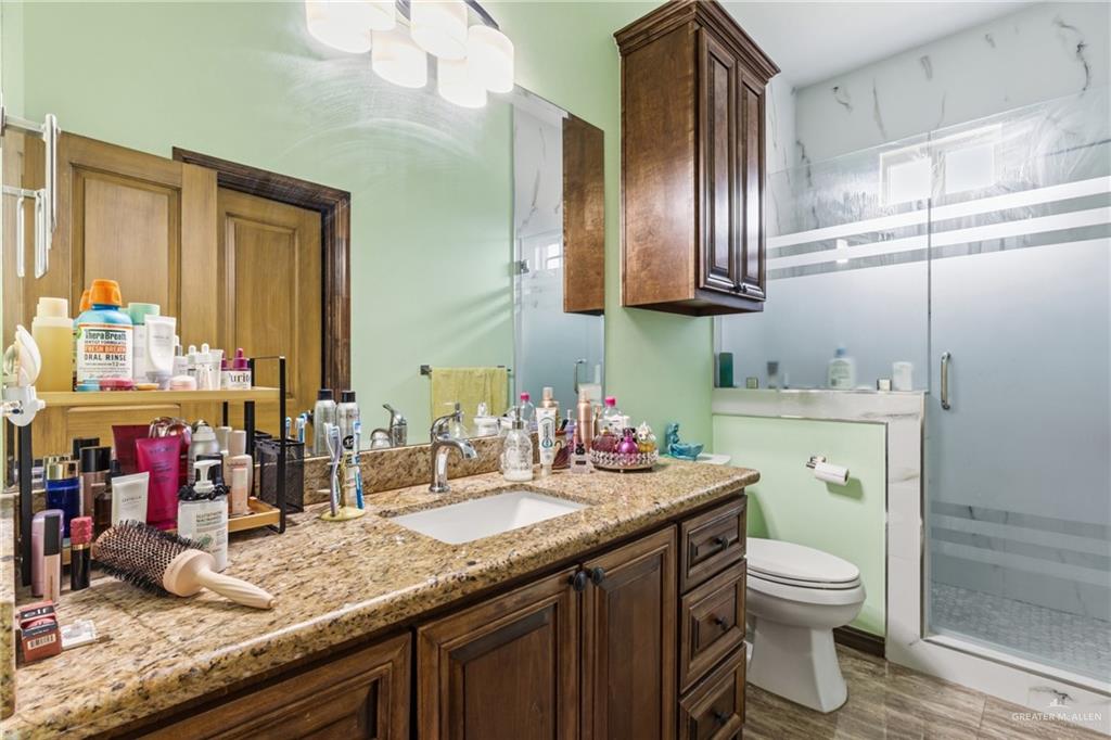 Photo 14 of 717 27th Street
