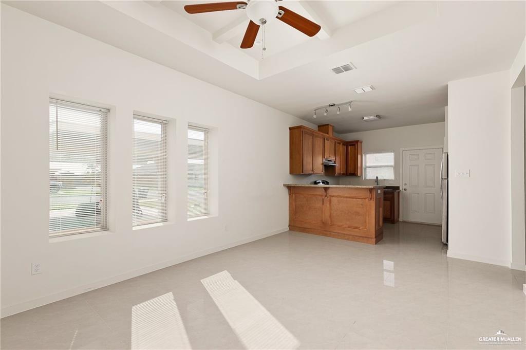 Photo 15 of 2705 Franklin Avenue