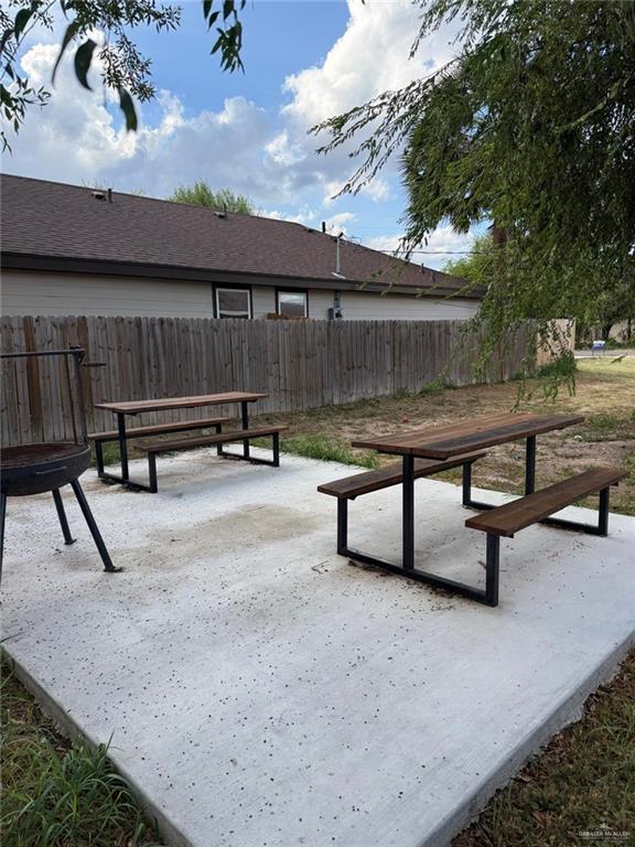 Photo 27 of 906 Tom Landry Street #4