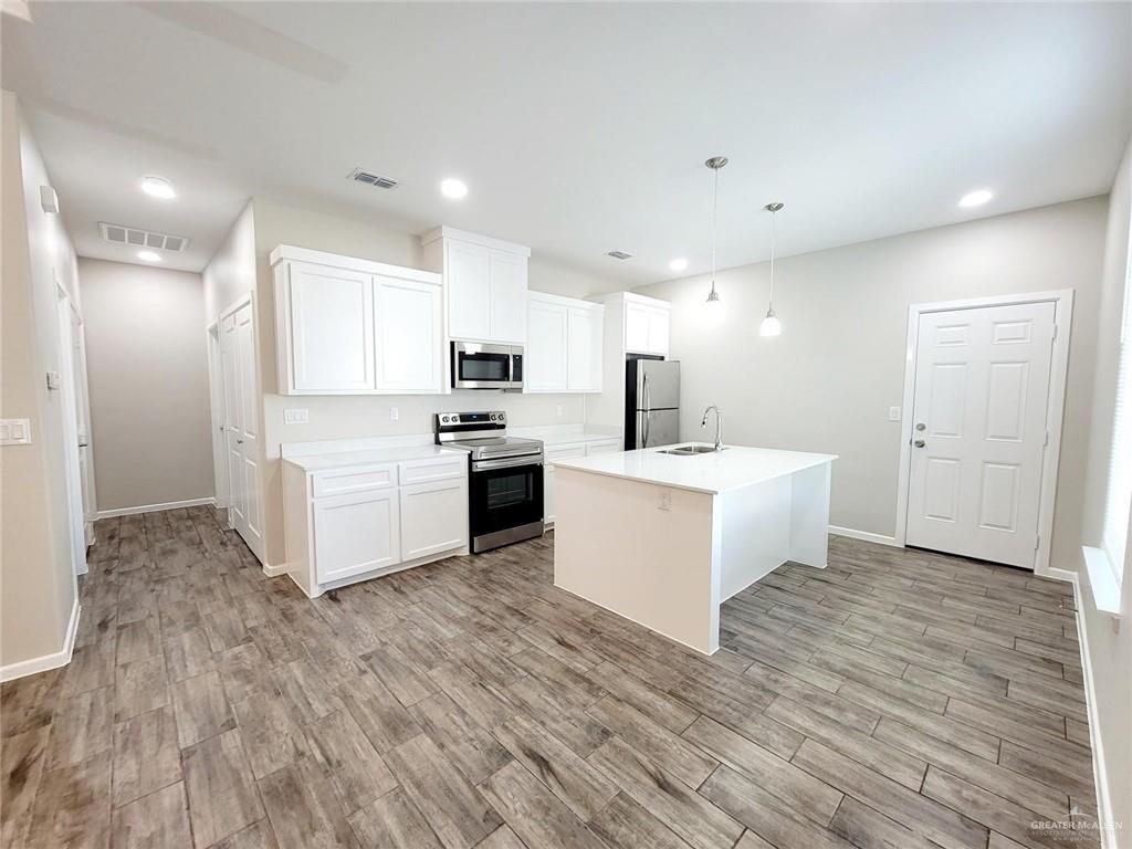 Photo 4 of 915 Starr Road #C