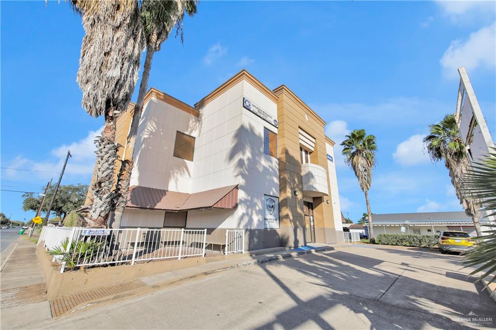 Photo 14 of 301 Cage Boulevard