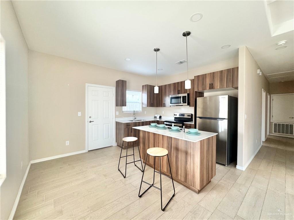Photo 3 of 3105 Driftwood Street #4
