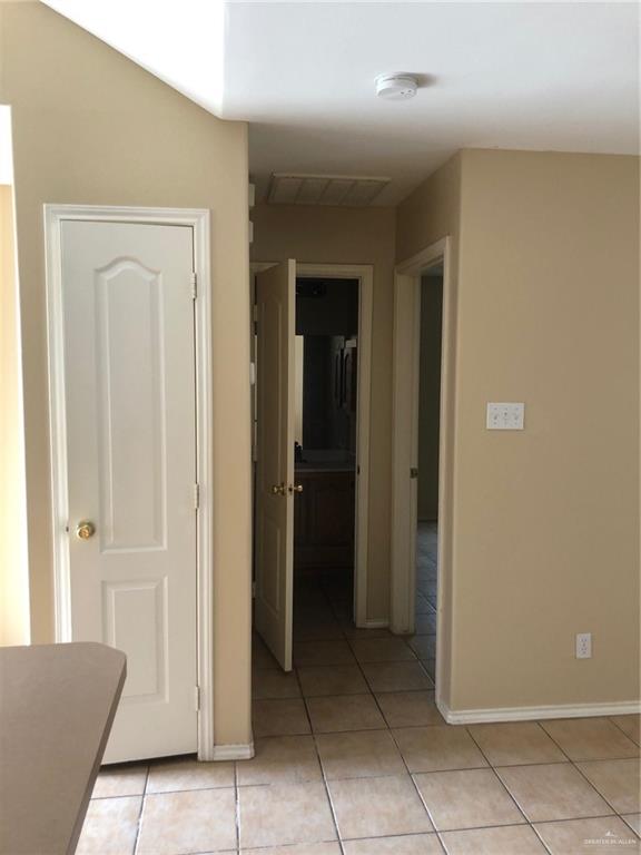 Photo 8 of 804 Cross Lane #6