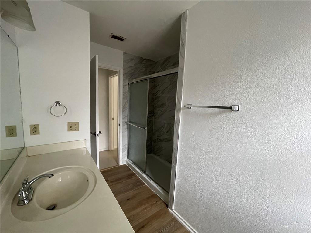 Photo 8 of 5913 36th Street