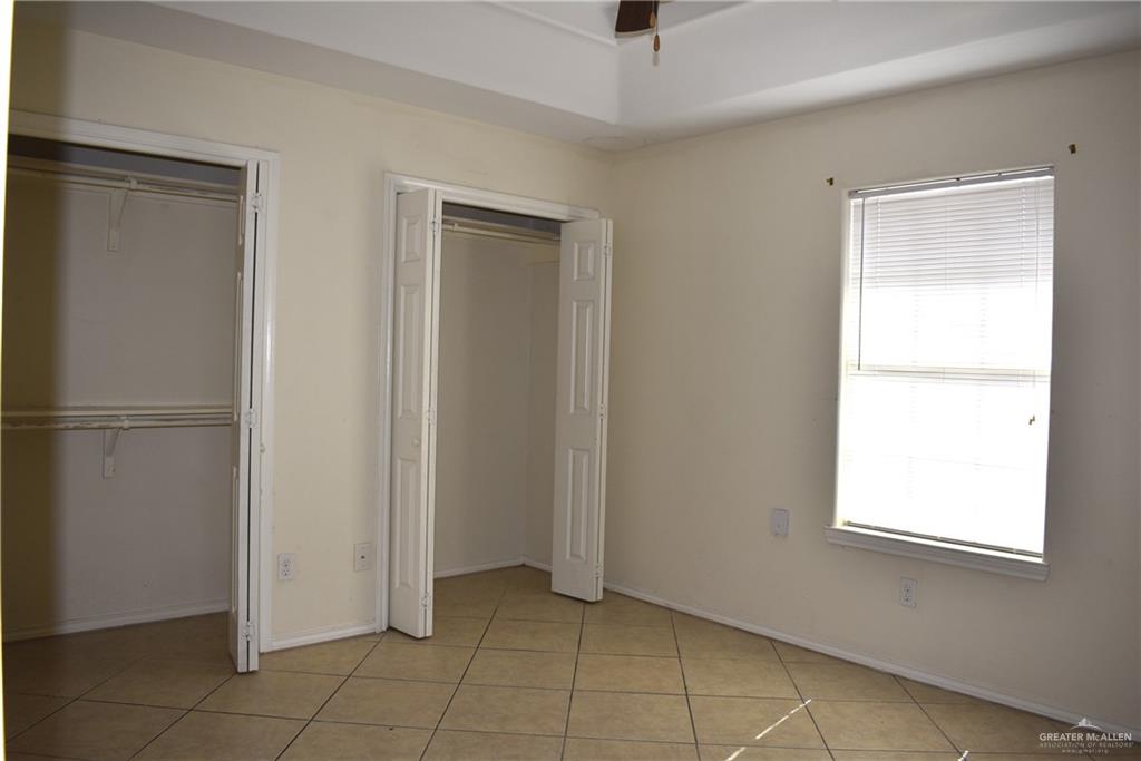 Photo 15 of 221 Albatross Avenue