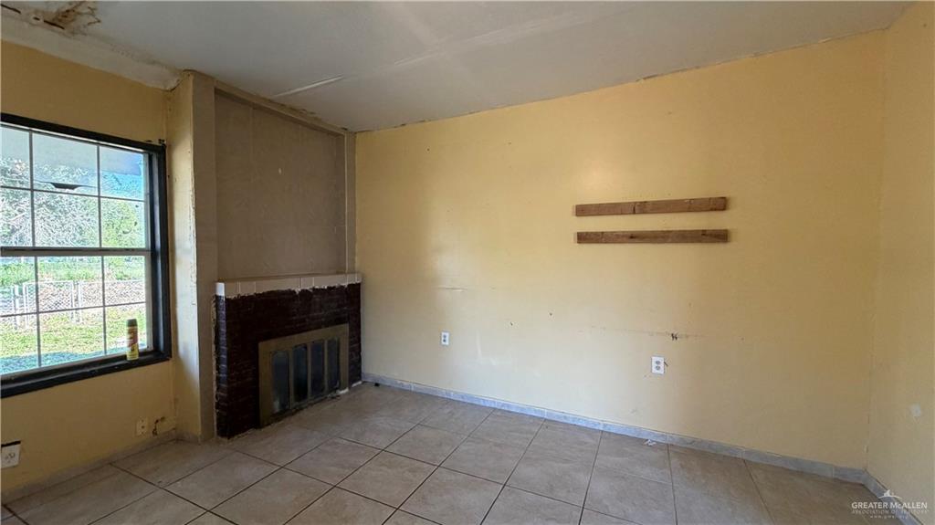 Photo 6 of 123 4th Street