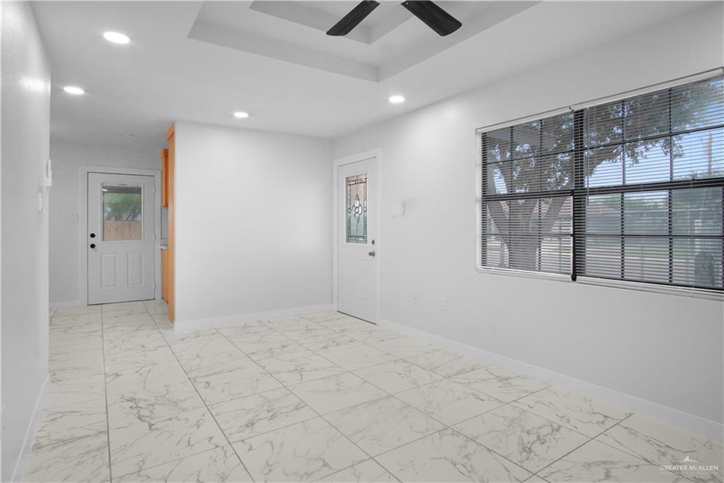 Photo 9 of 2815 Tierra Dorada Boulevard