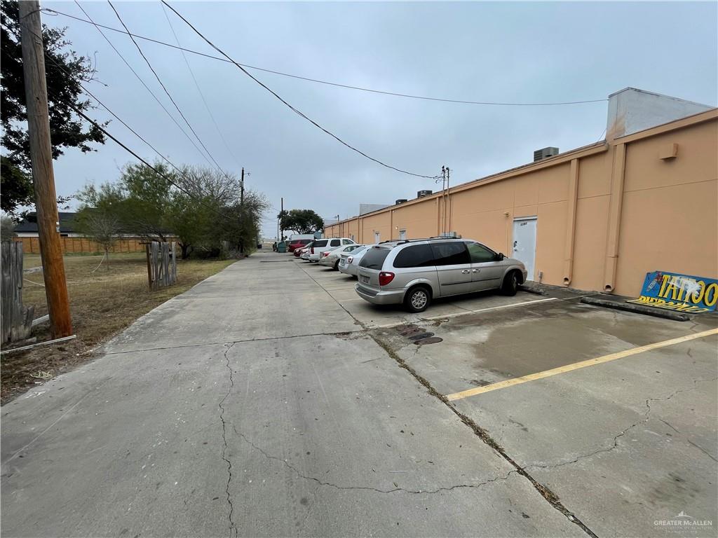 Photo 18 of 119 Pecan Street #A