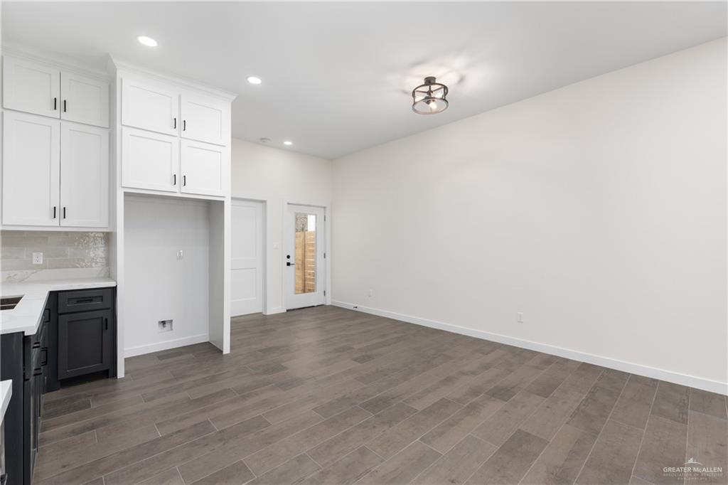 Photo 7 of 719 25th Street