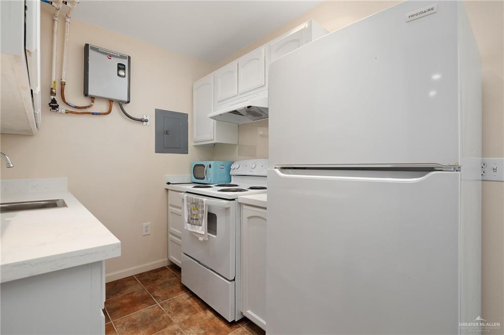 Photo 7 of 7412 Bunker Drive