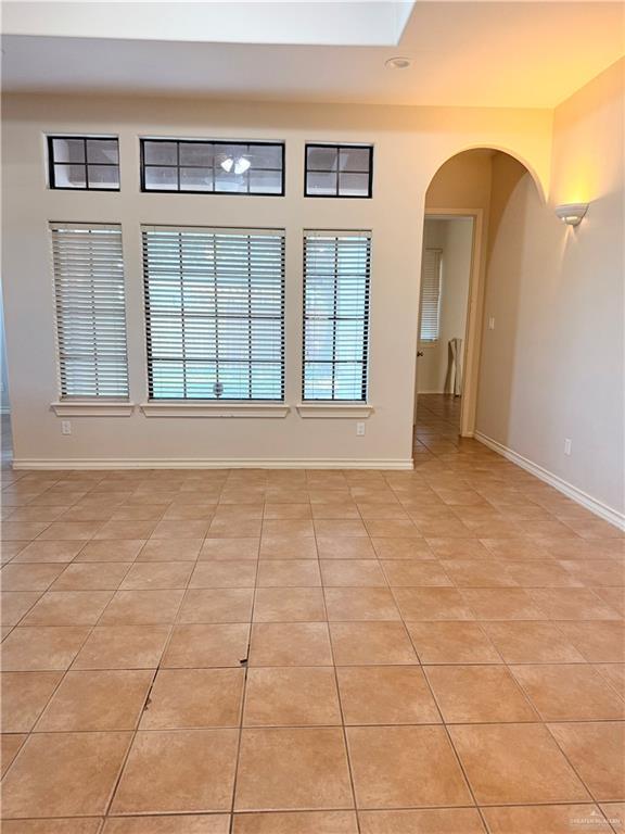 Photo 7 of 401 Zebra Court