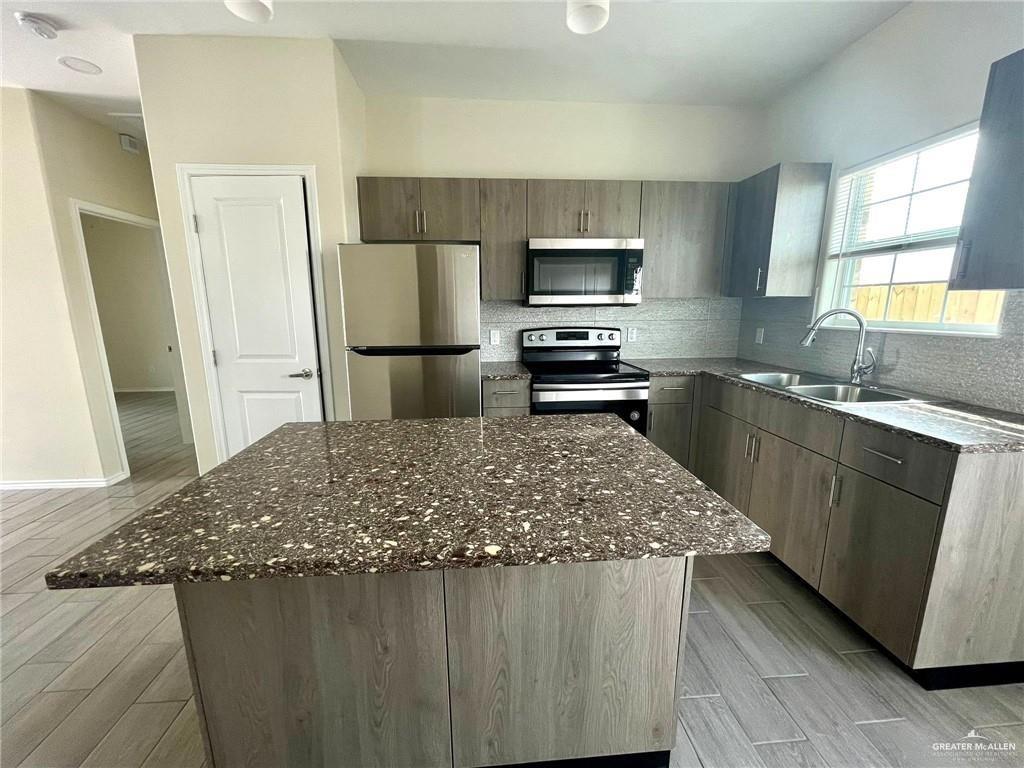 Photo 3 of 4907 Hiawatha Drive #3