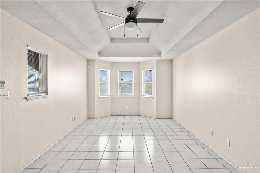 Photo 5 of 1802 Oasis Avenue #207