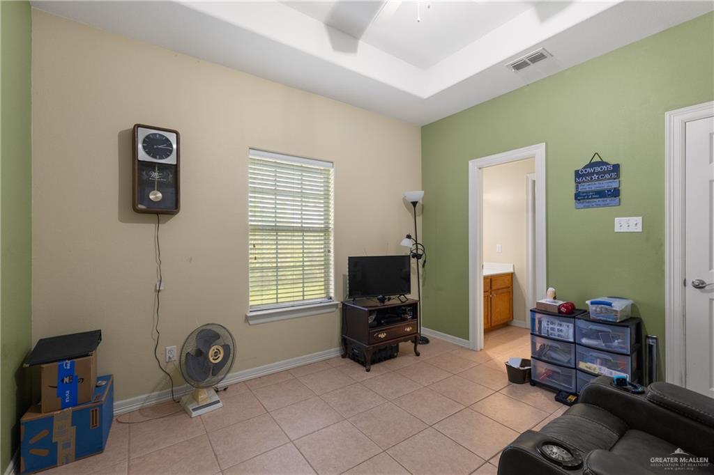 Photo 20 of 605 Whalen Road