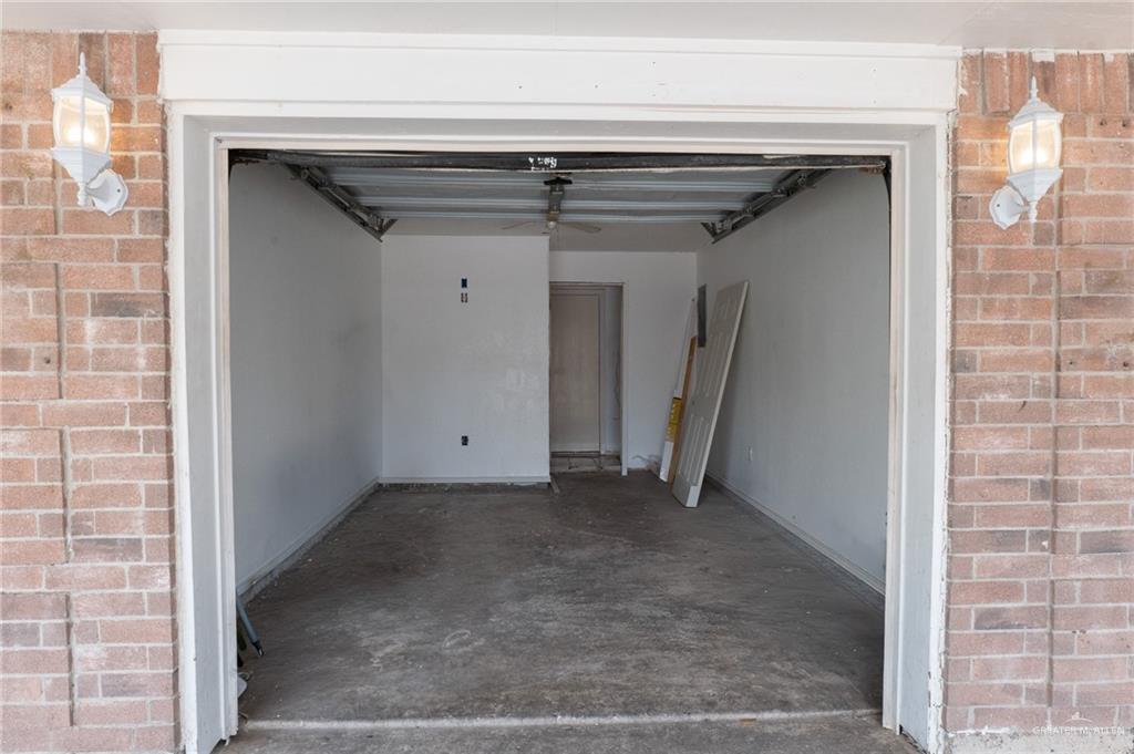 Photo 6 of 309 Amber Drive