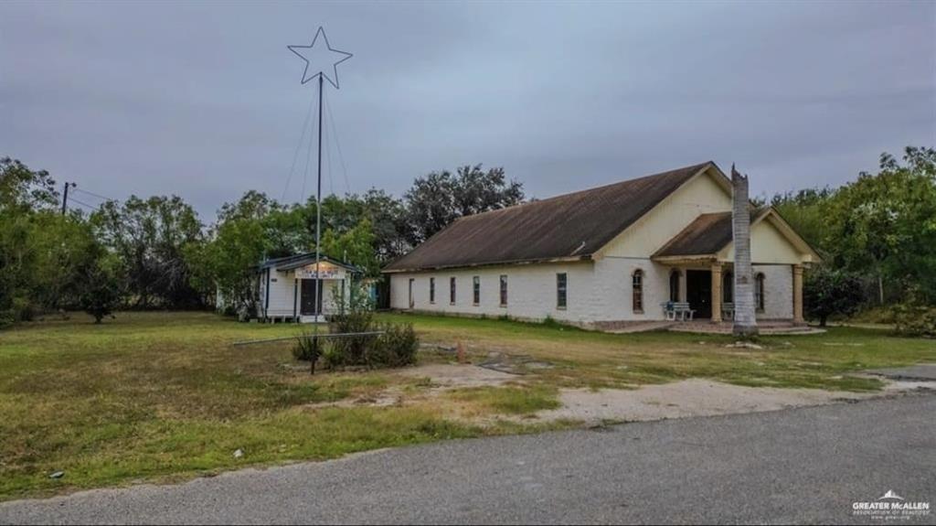 Photo 2 of 1109 Lopez Drive