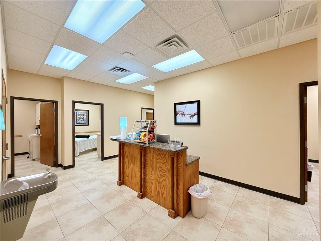Photo 7 of 1112 Griffin Parkway #D