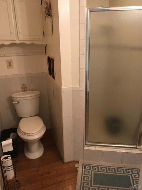 Photo 2 of 1223 10th Avenue