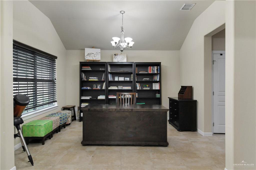 Photo 3 of 4203 Santa Maria Street